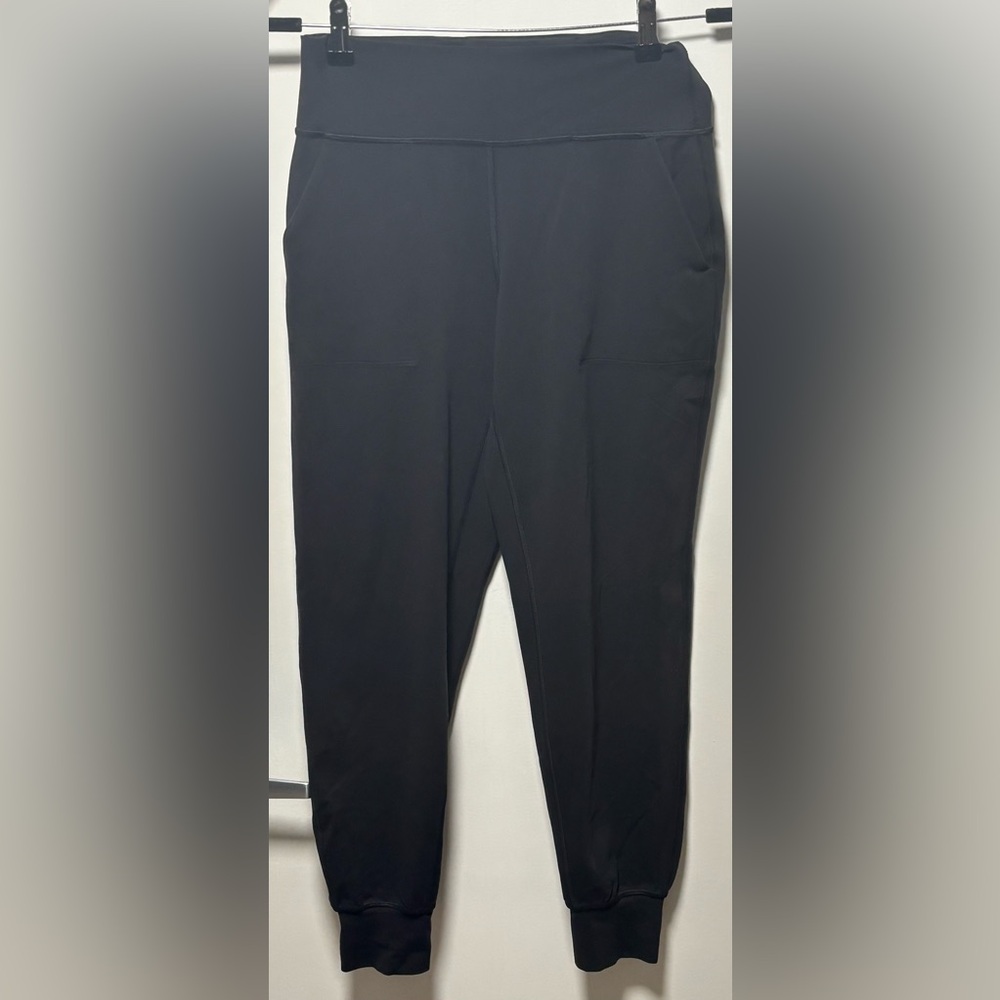 Lululemon Align Black Joggers size 8 27 in
